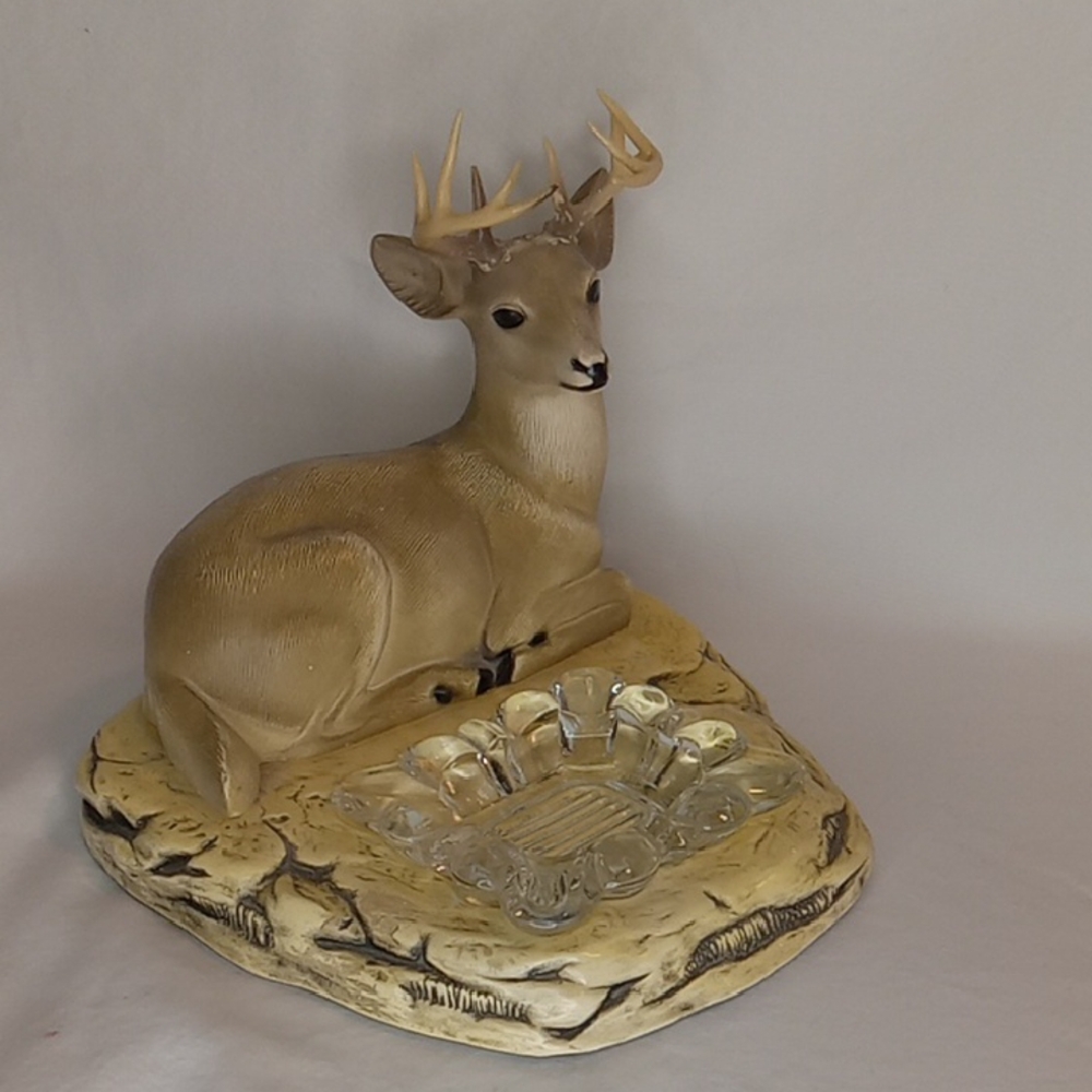 MCM Mancave Buck  Scene Ornamental Assets & Crafts Chalkware Collectible Ashtray